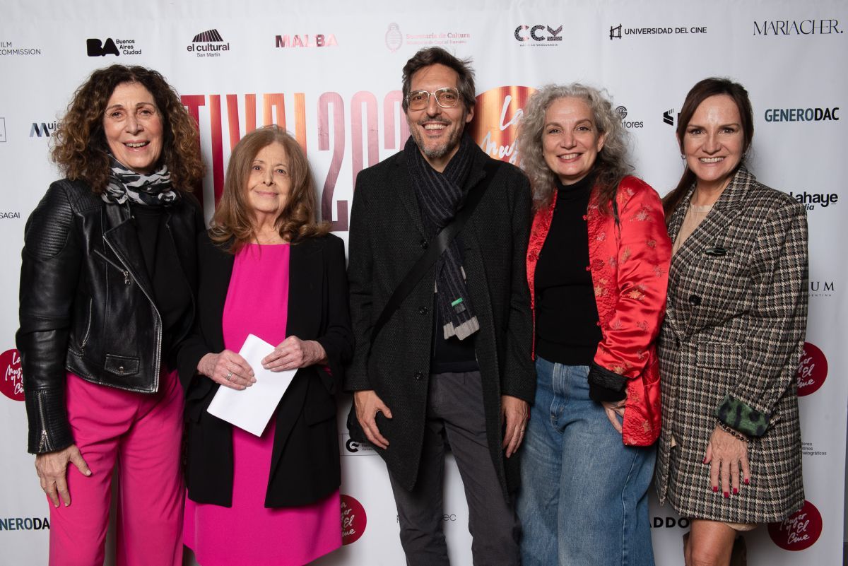 Con el estreno de "Miranda, de viernes a lunes" de María Victoria Menis dio inicio "La Mujer y el Cine"