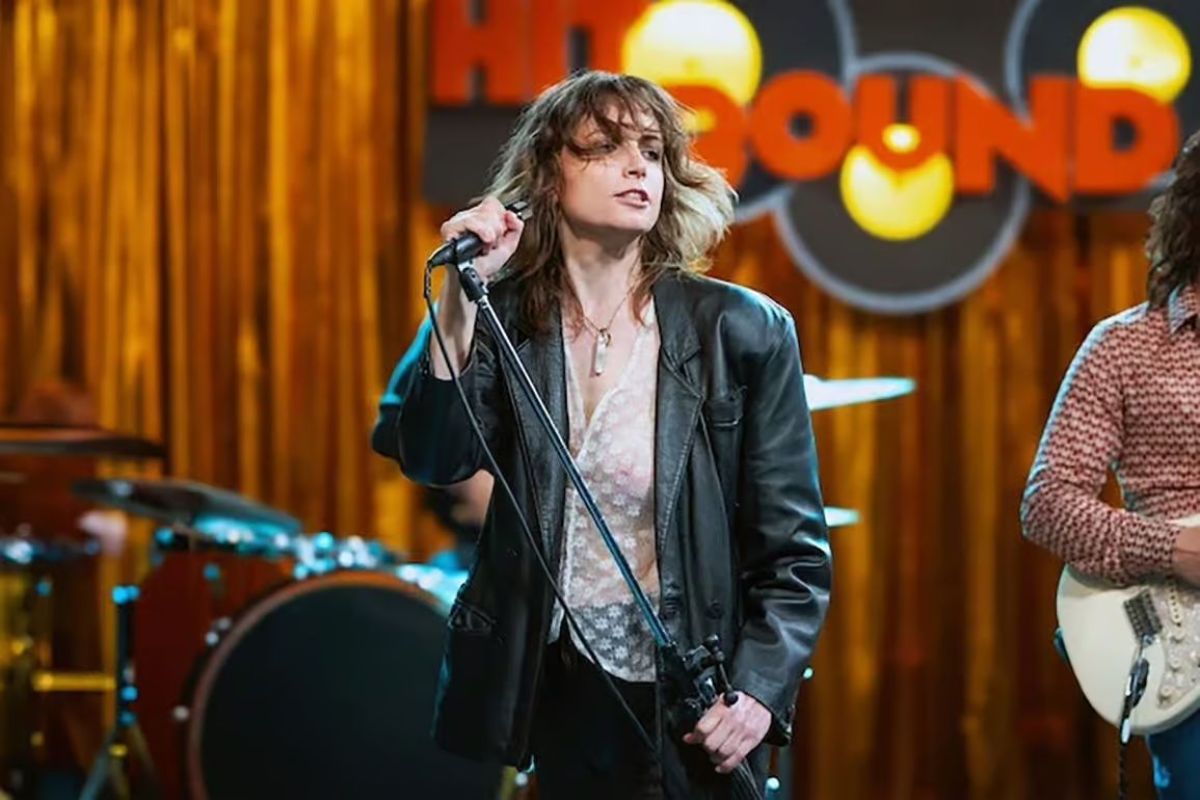 Crítica de "Te llevo en el alma": La historia de Gianna Nannini, la cantante que interpretó “Un’estate italiana" en la Copa Mundial de Fútbol de 1990