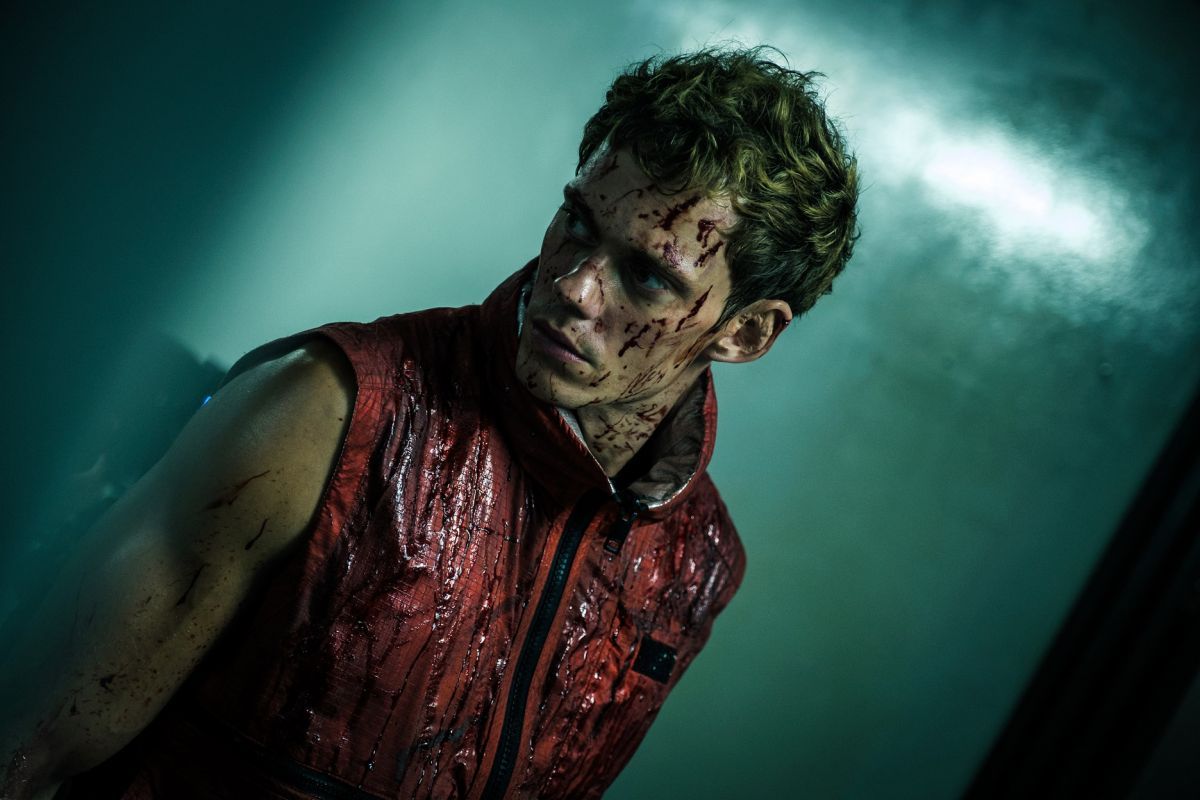 Crítica de “Contra todos”: Sam Raimi y el espectáculo de la violencia