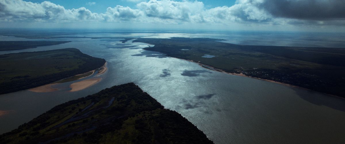Crítica de "Por el Paraná: la disputa por el río": Entre el comercio y el equilibrio ecológico