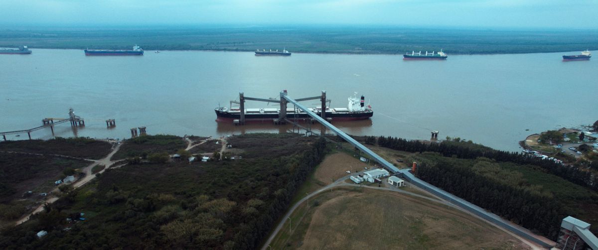 Crítica de "Por el Paraná: la disputa por el río": Entre el comercio y el equilibrio ecológico