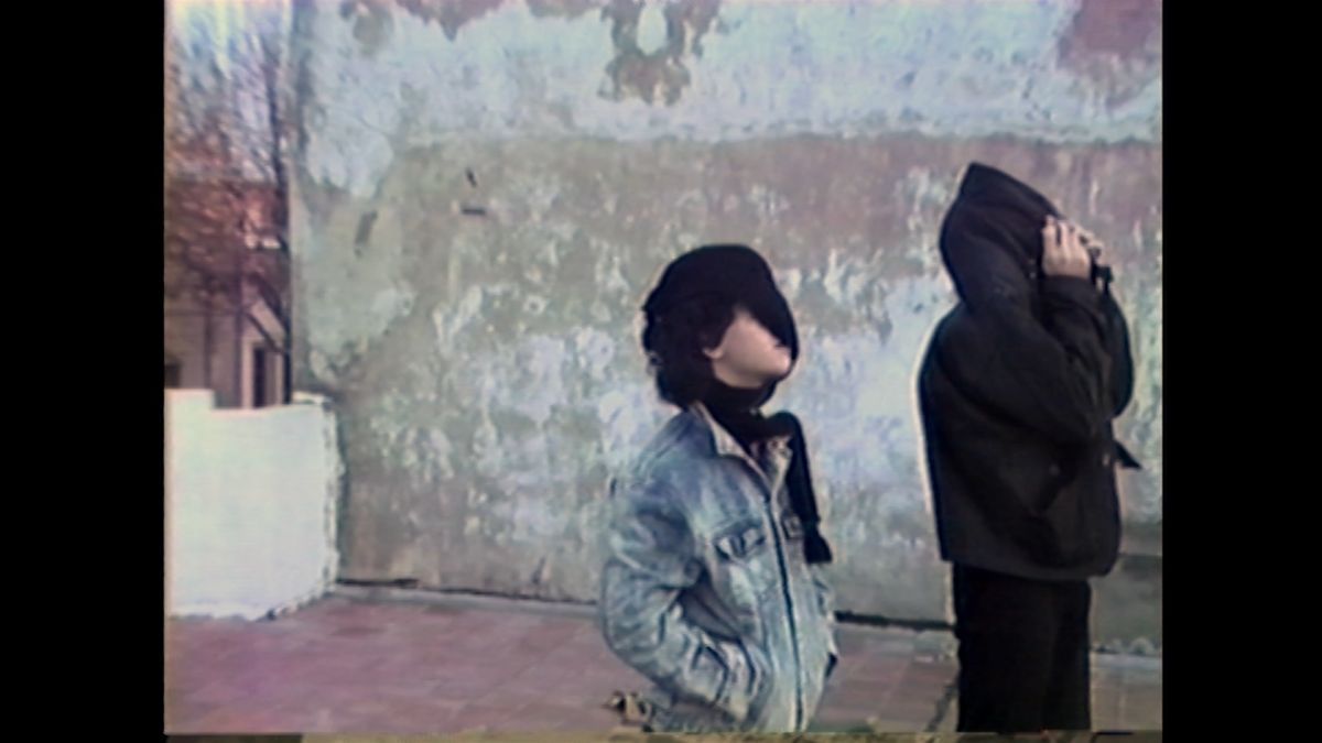 Crítica de "Cenizas y diamantes": Una oda al legado de Don Cornelio y la Zona