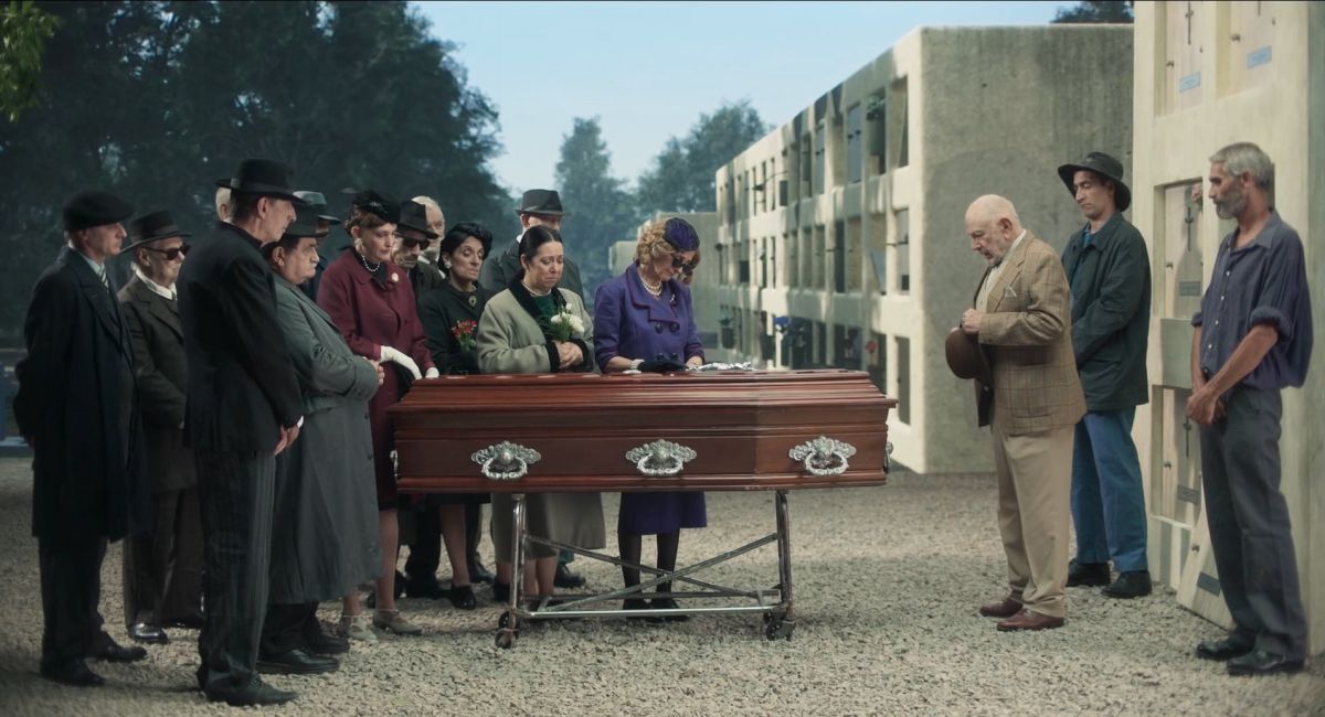 Crítica de “Las corredoras”: Carola Reyna y Diego Capusotto en el inconfundible universo de Néstor Montalbano