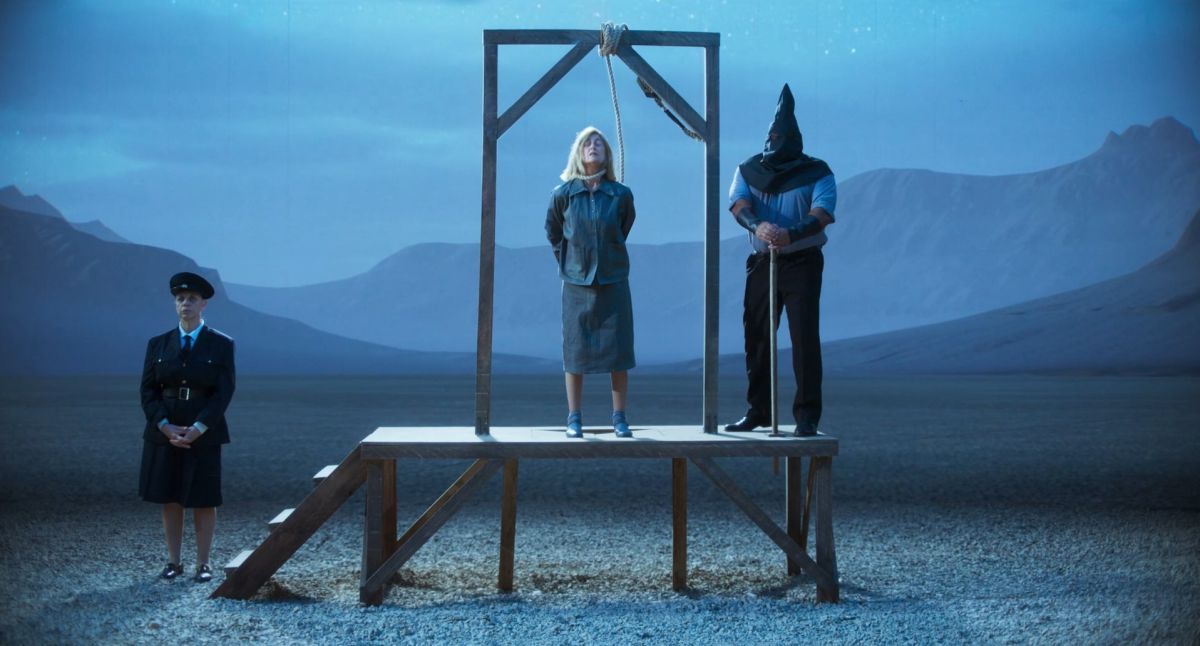 Crítica de “Las corredoras”: Carola Reyna y Diego Capusotto en el inconfundible universo de Néstor Montalbano