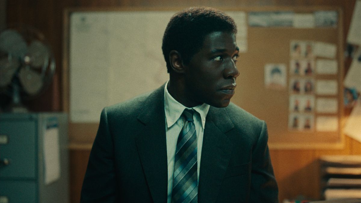 Crítica de “Eric”: Miniserie policial con un enorme Benedict Cumberbatch