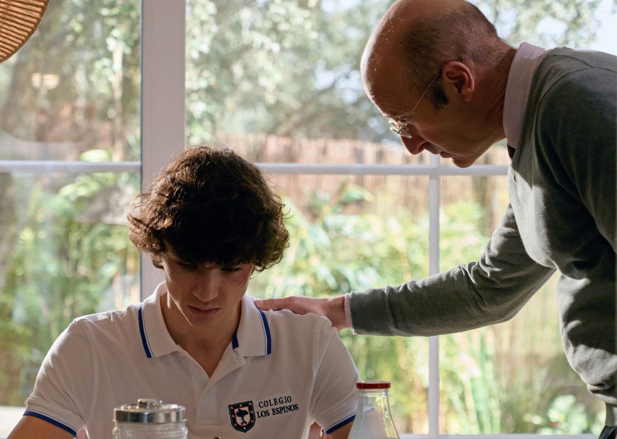 Crítica de "Escándalo, relato de una obsesión": ¿Abuso o amor? La serie española que se encuentra en el ojo de la tormenta