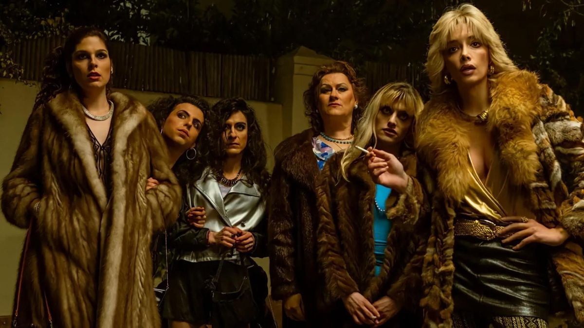 Crítica de "Vestidas de azul": Vuelven "Los Javis" con una digna sucesora de "Veneno"