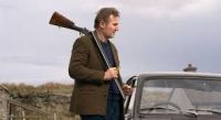 Crítica de “En tierra de santos y pecadores”: Liam Neeson pone orden en Irlanda