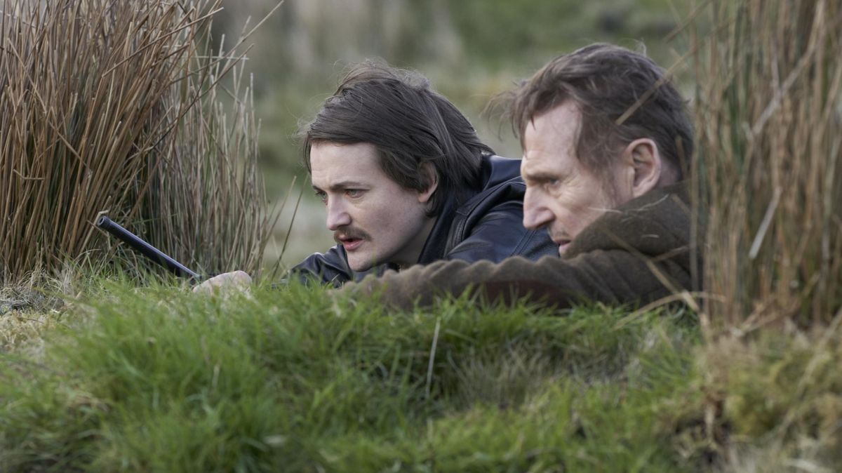 Crítica de “En tierra de santos y pecadores”: Liam Neeson pone orden en Irlanda
