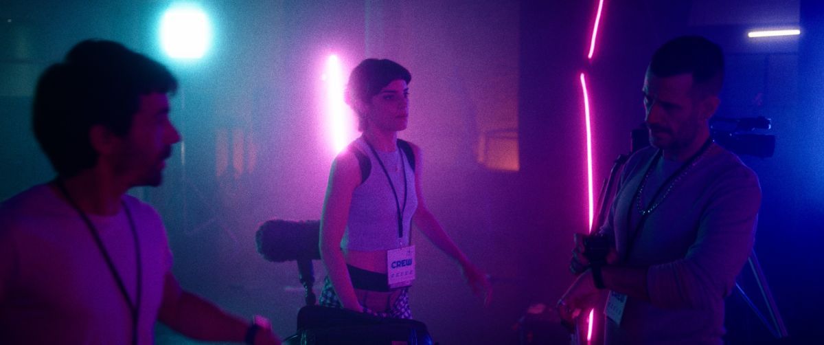 Crítica de "Mar.IA": La fábula cyberpunk de Nicanor Loreti y Gabriel Grieco