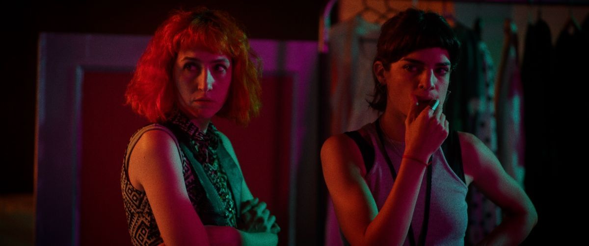 Crítica de "Mar.IA": La fábula cyberpunk de Nicanor Loreti y Gabriel Grieco