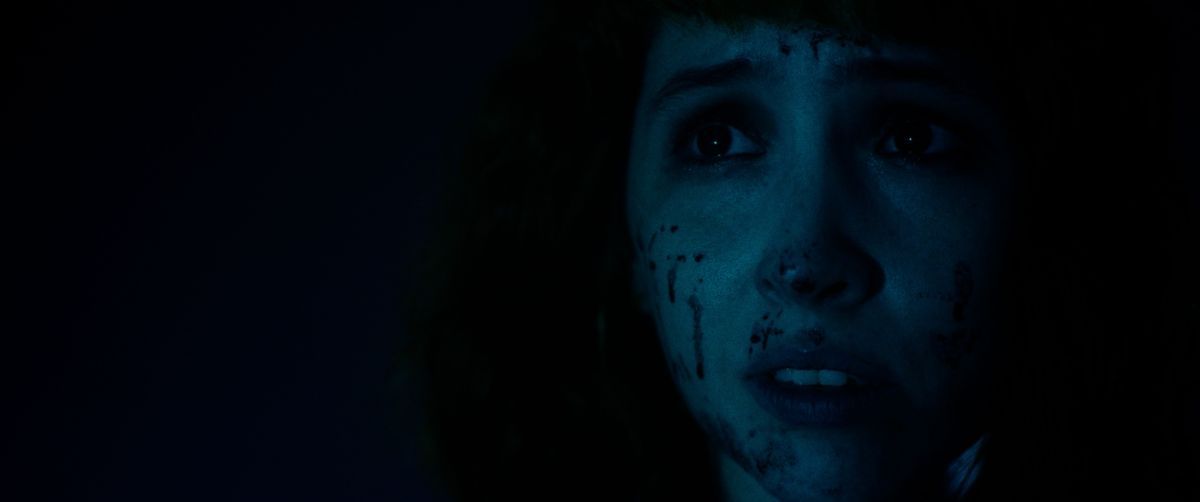 Crítica de "Mar.IA": La fábula cyberpunk de Nicanor Loreti y Gabriel Grieco