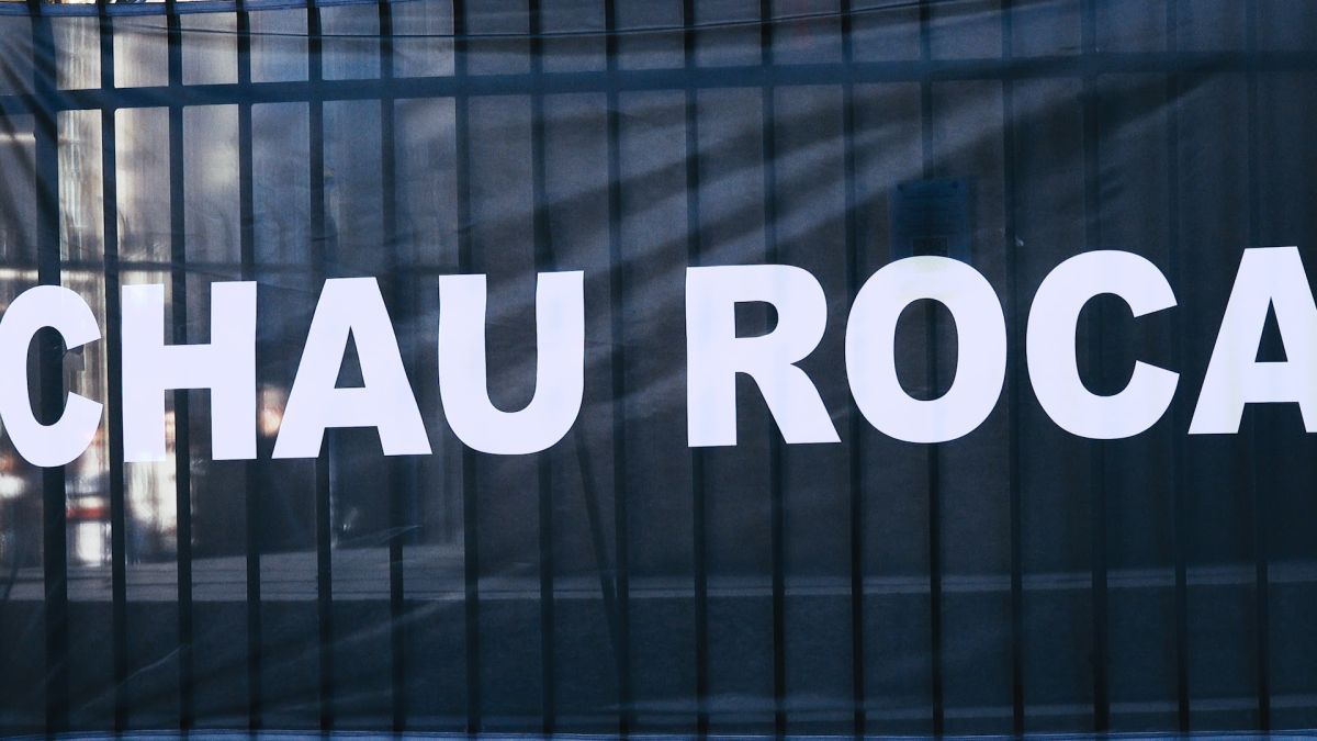 Crítica de “Jinetes de Roca”: Sebastian Díaz indaga en el carácter simbólico de los monumentos