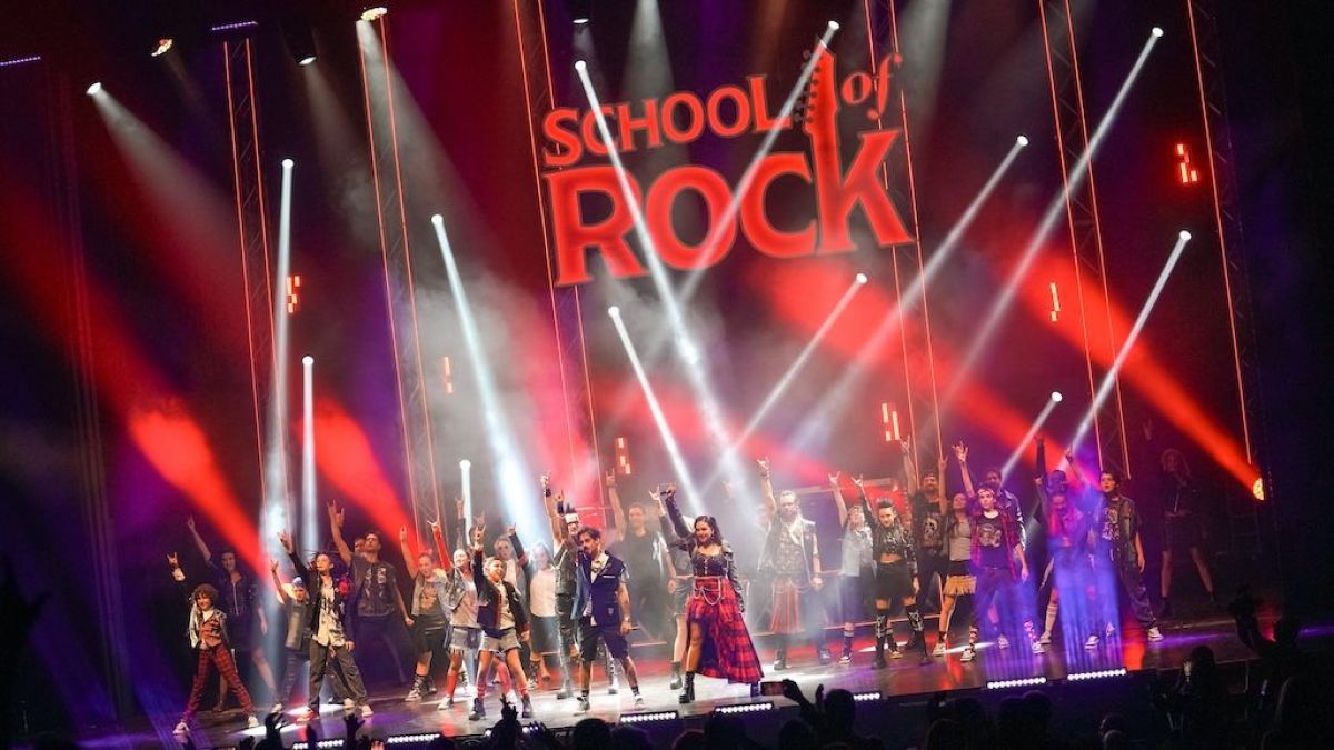 Crítica de "School of Rock": Una explosión de talento y energía en la cartelera teatral del 2024