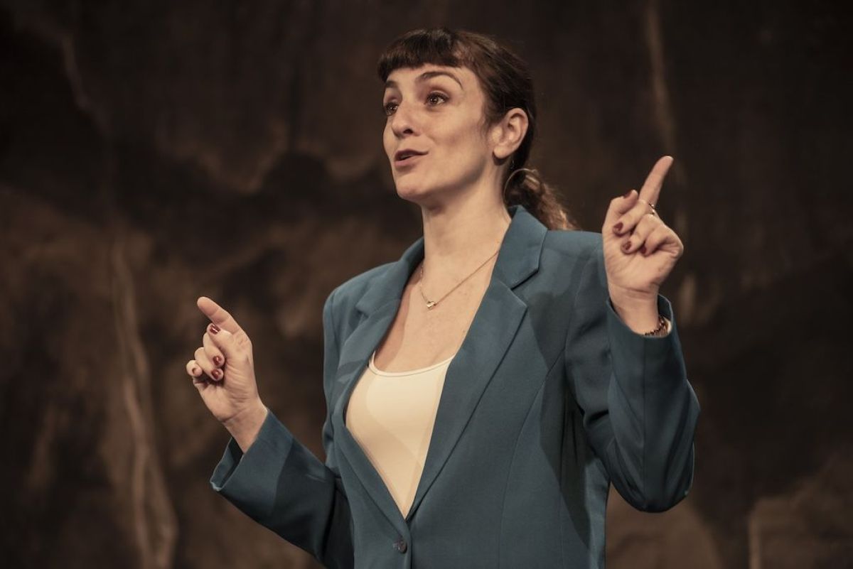 Crítica de "Prima Facie": Julieta Zylberberg y una perspectiva desafiante