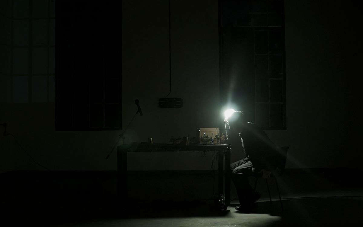 Crítica de "Seré": Lautaro Delgado Tymruk y un acto de memoria y resistencia en el escenario