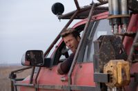 Crítica de “Tornados”: Daisy Edgar-Jones y Glen Powell recuperan un éxito de taquilla de los 90