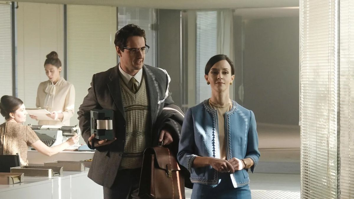 Crítica de "El divino Zamora": Una fábula sobre la idiosincrasia futbolera de Neri Marcorè