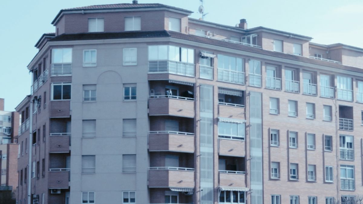 Crítica de “Desvanecer, allí y acá latente”: Giselle Eliana Chan y el confinamiento en primera persona