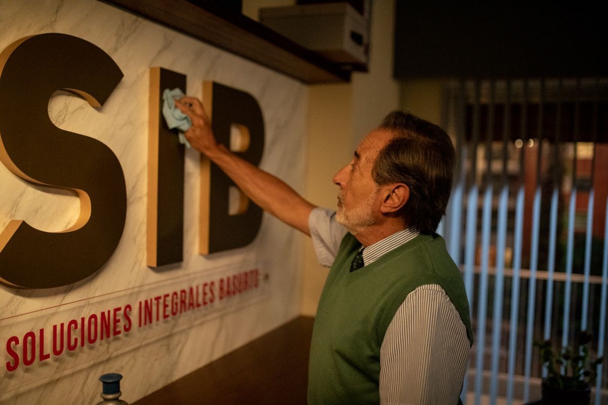 Crítica de “El Encargado 3”: Guillermo Francella regresa con Eliseo en su versión más bestial