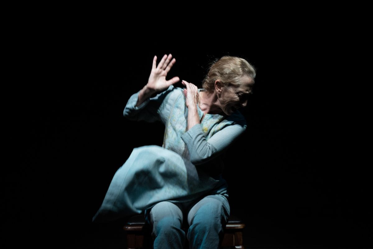 Crítica de "UNA": Pirandello y una solitaria reflexión sobre la identidad con Miriam Odorico