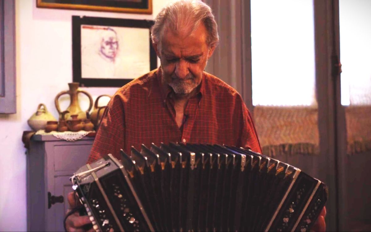 Crítica de "San Pugliese": Un tributo cuasi devocional para un "maestro" de la vida