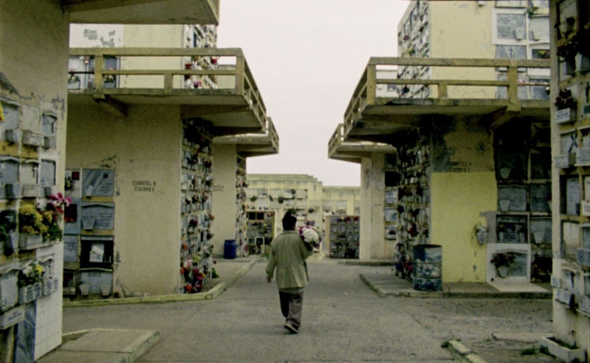 Crítica de "Mon Laferte, te amo": Un retrato íntimo y poderoso de una artista revolucionaria