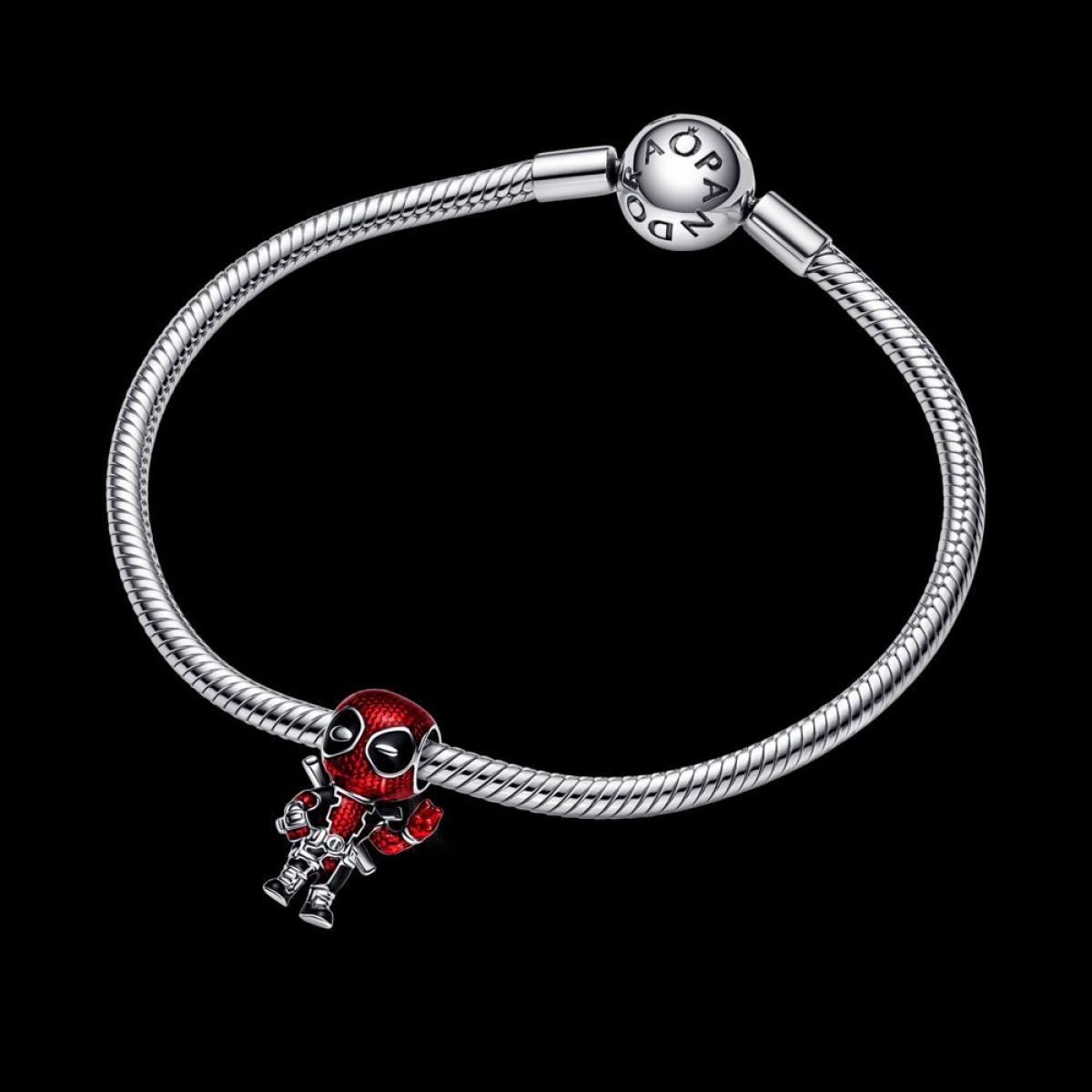 Pandora y Marvel lanzan una colección de charms inspirada en "Deadpool & Wolverine"