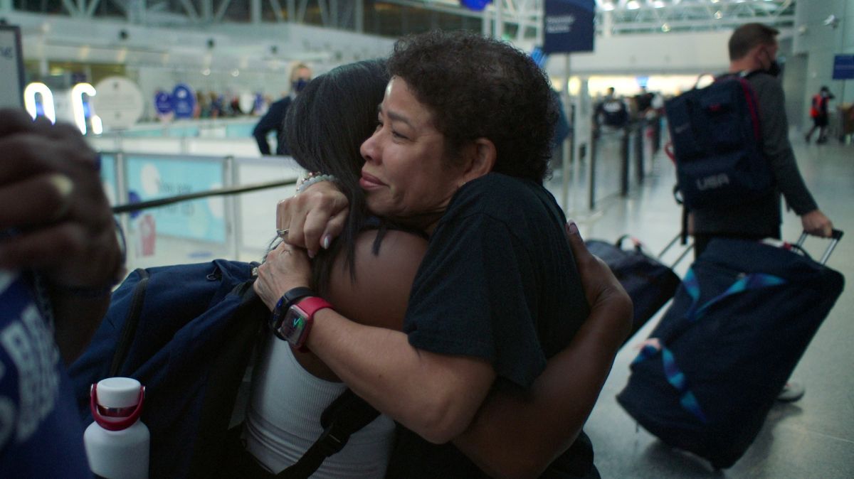 Crítica de "Simone Biles vuelve a volar”: La biopic de la ganadora de la medalla dorada en los JJOO