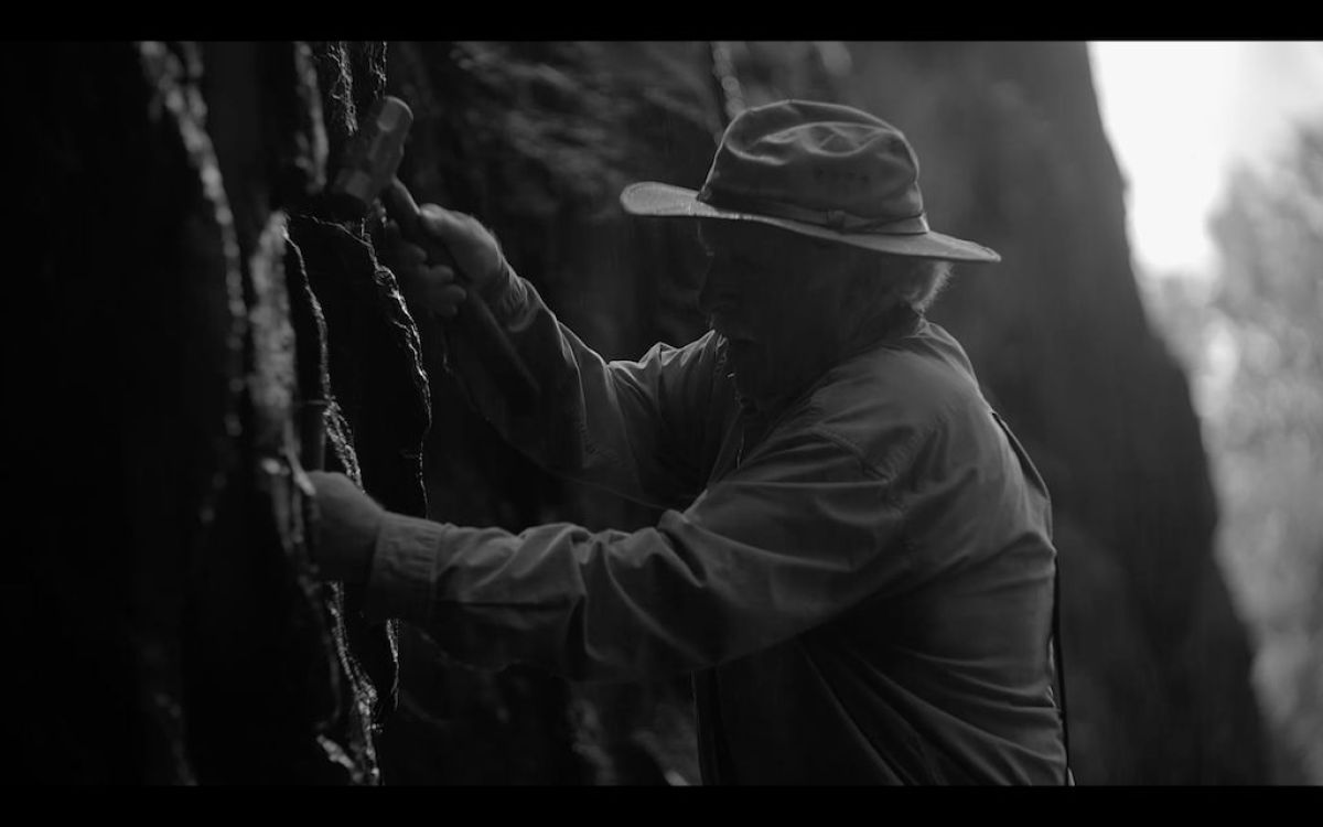 Crítica de "Algún día, en algún lugar": Un retrato crudo y humano de la migración forzada por Ricardo Preve 