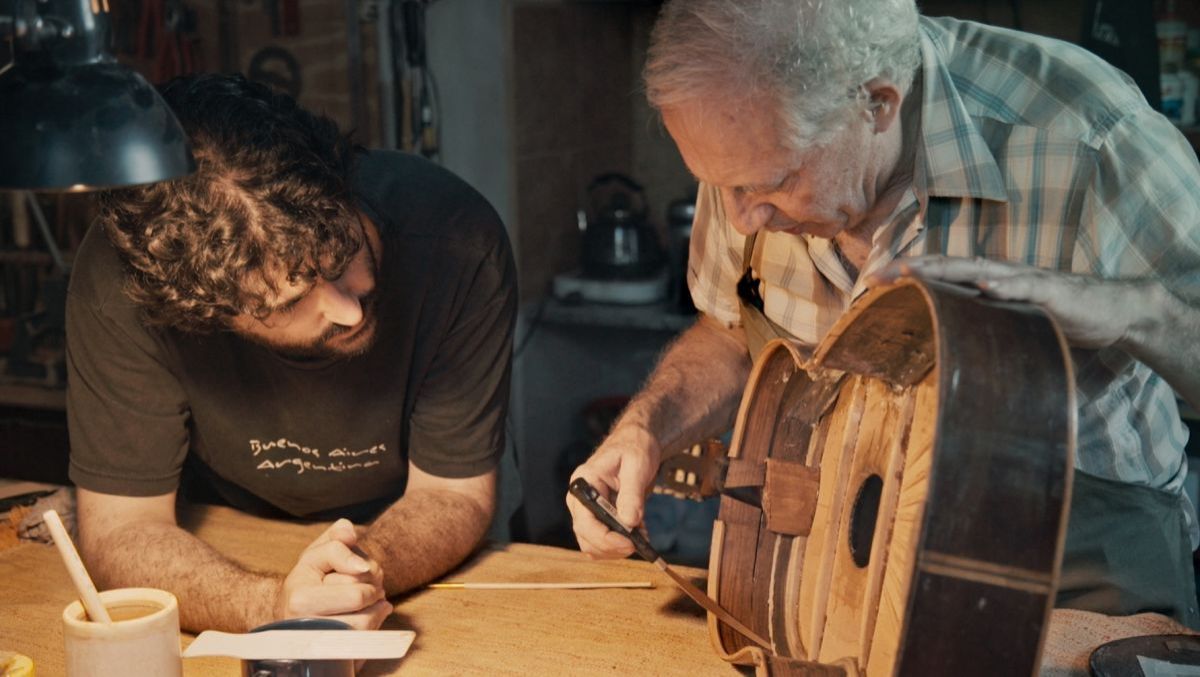 Crítica de “El sonido de antes”: Un homenaje a las guitarras tradicionales