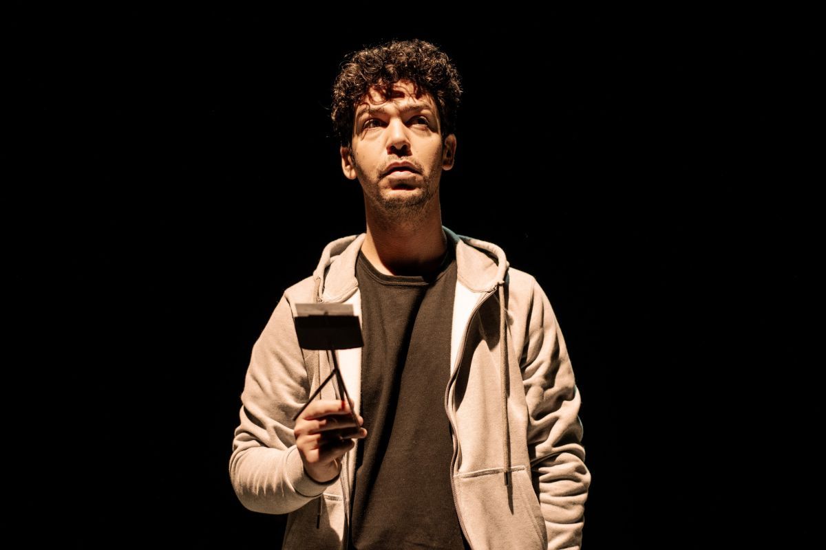 “Ahoradespués”: el entrañable viaje conducido por Federico Ottone que revaloriza el presente 