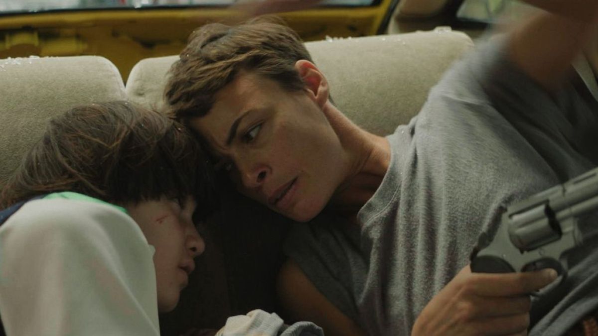 Crítica de  “México 86”: César Díaz y un drama de espionaje y maternidad