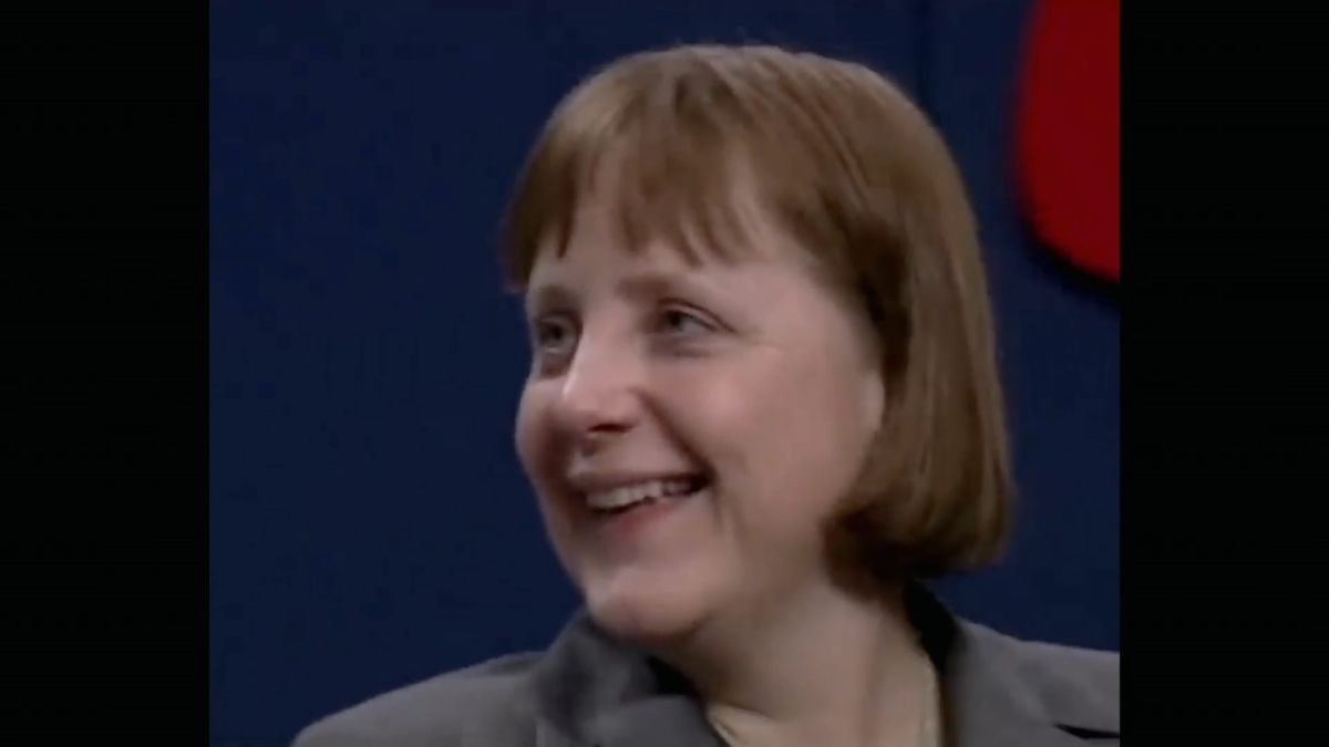 Crítica de “Cabeza parlante, boca muda”: un ejercicio de memoria en busca de la identidad