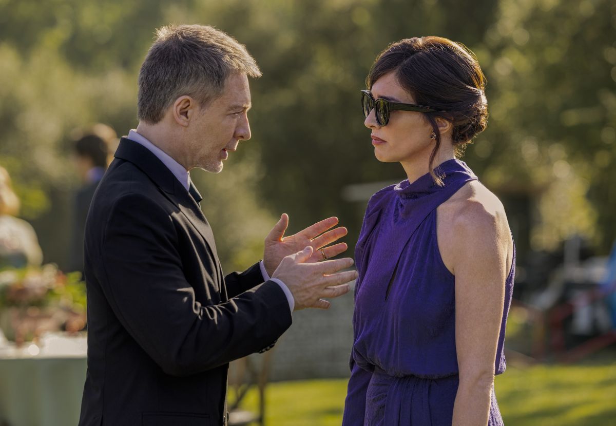 Crítica de "No puedo vivir sin ti": Cuando la adicción al celular de Adrián Suar arruina el cine familiar