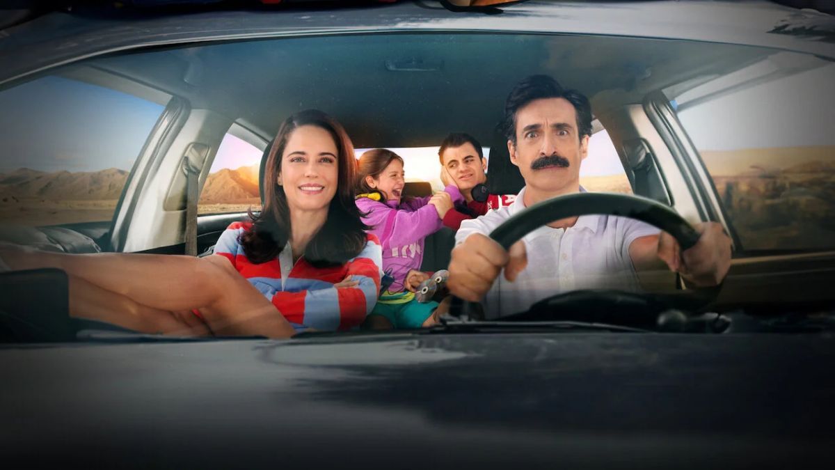 Crítica de "Viaje todo robado": Una comedia sobre el aspiracionismo y sus contradicciones