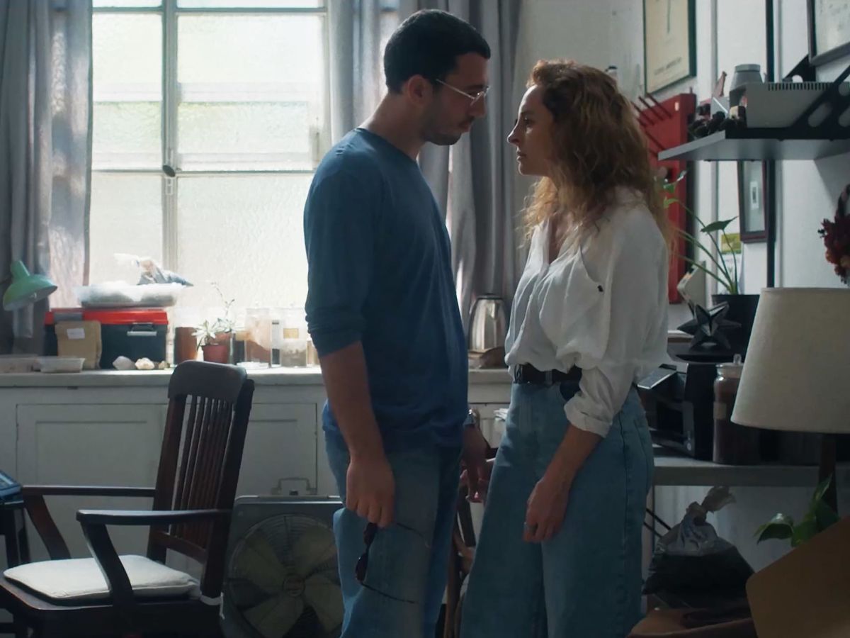 Crítica de "El aroma del pasto recién cortado": Dualidades de género en el cine de Celina Murga