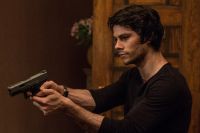 Crítica de “Asesino: Misión venganza”, thriller de espías con Michael Keaton