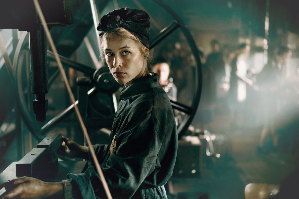 Crítica de “Stella, una vida”, biopic sobre Stella Goldschlag, ambientada en la Segunda Guerra Mundial