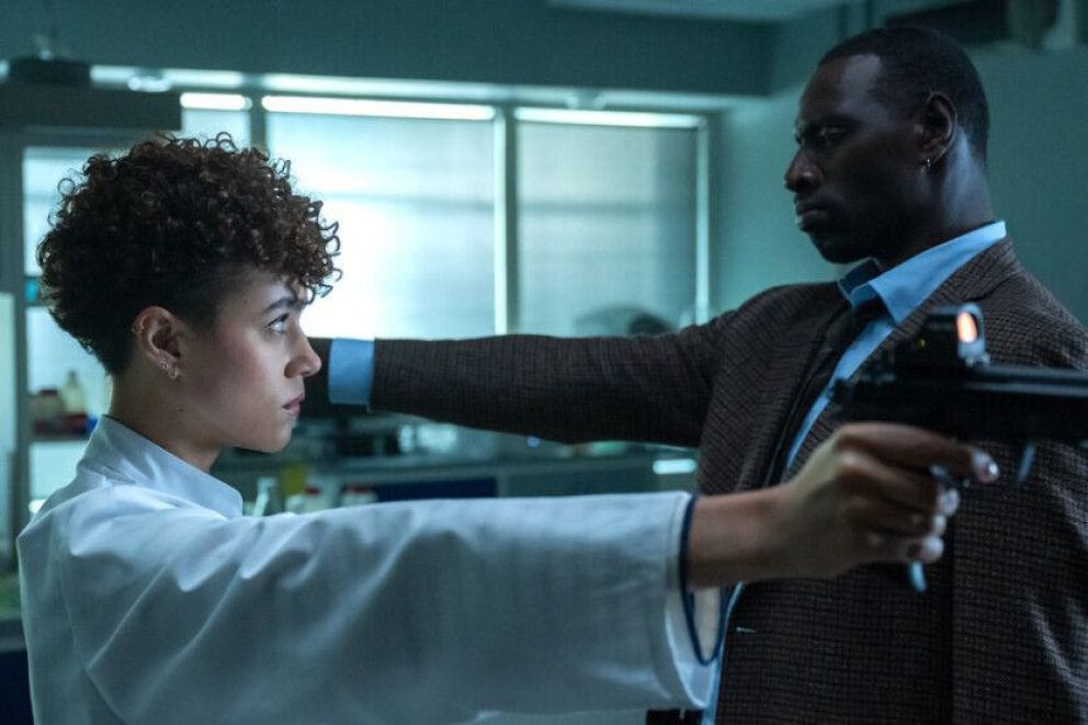 Crítica de "The Killer": John Woo reimagina su clásico con Nathalie Emmanuel y Omar Sy en las calles de París