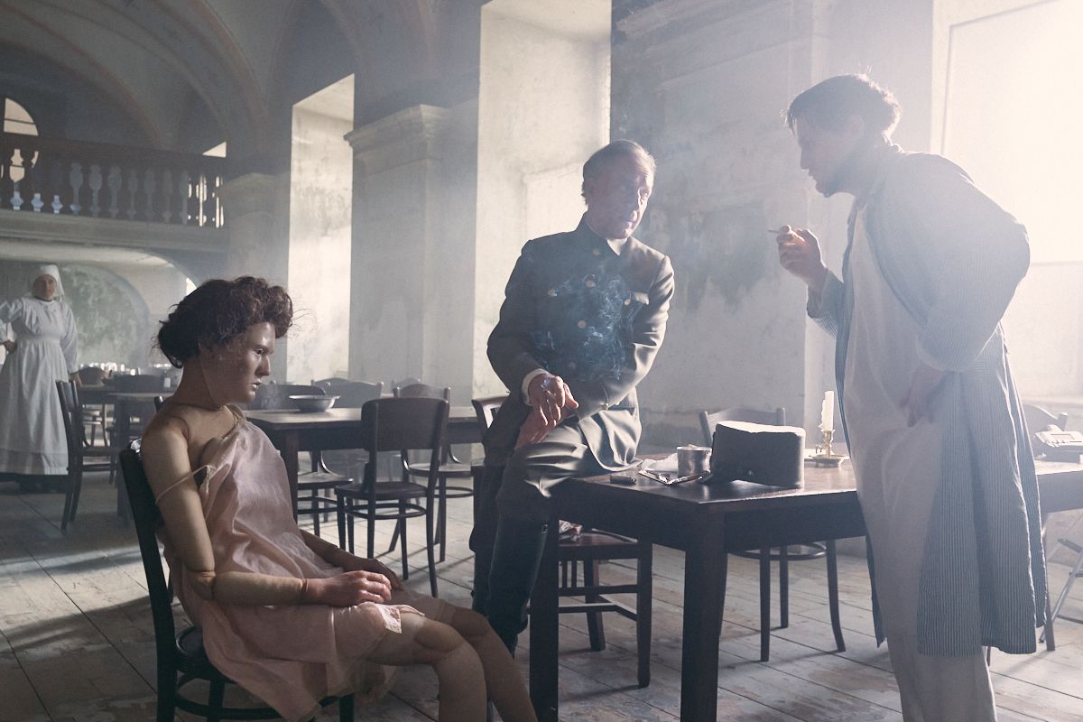 Crítica de "Alma & Oskar": El tormentoso romance de Alma Mahler y Oskar Kokoschka