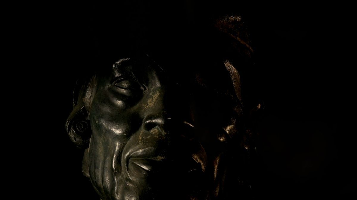 Crítica de "(El Indio...)": Entre el arte y la memoria urbana