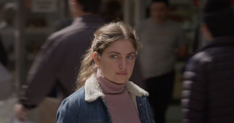 Crítica de "Un movimiento extraño": La comedia que desafía la economía argentina y gana la Berlinale