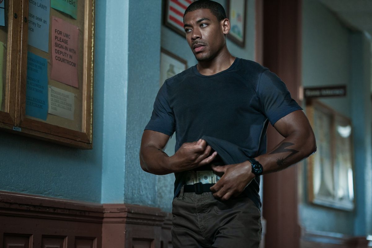 Crítica de "Rebel Ridge": Aaron Pierre y Don Johnson en un tenso thriller sobre corrupción