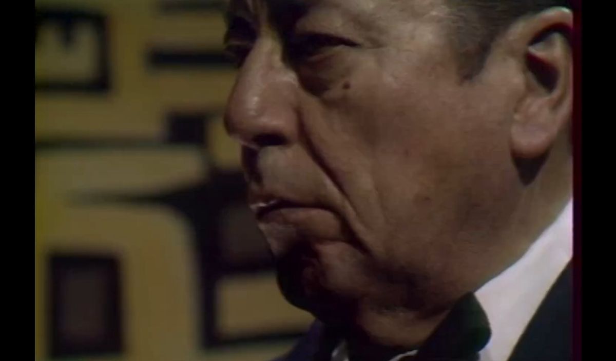 Crítica de "Atahualpa Yupanqui, un trashumante”,  con un enfoque humano y no idílico