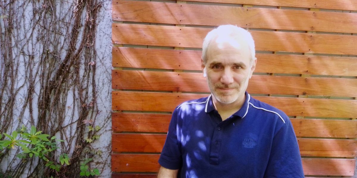 Federico Randazzo Abad y la deconstrucción  del personaje Atahualpa Yupanqui