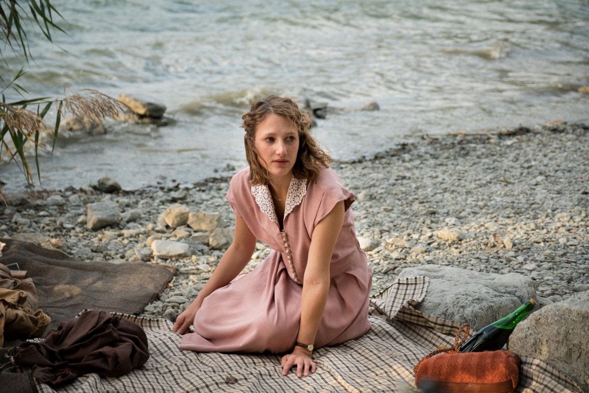 Crítica de “El bello verano”: Descubrimiento y deseo bajo el bohemio sol de Turín