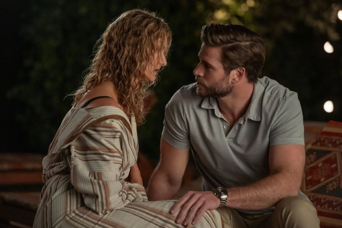 "Una aventura en Marruecos": Amor, bloqueo creativo y autodescubrimiento con Laura Dern y Liam Hemsworth