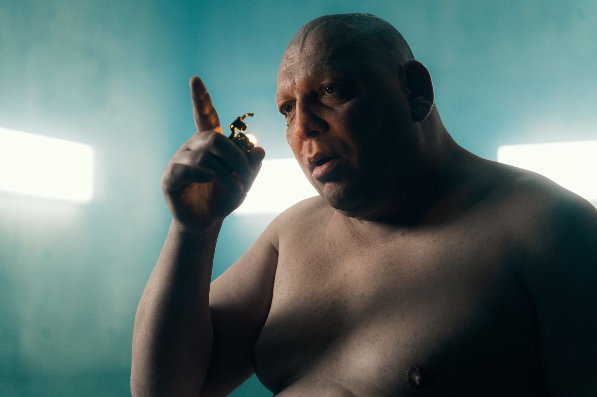 Crítica de "El Hoyo 2": Reglas y distracciones poéticas en una violenta secuela