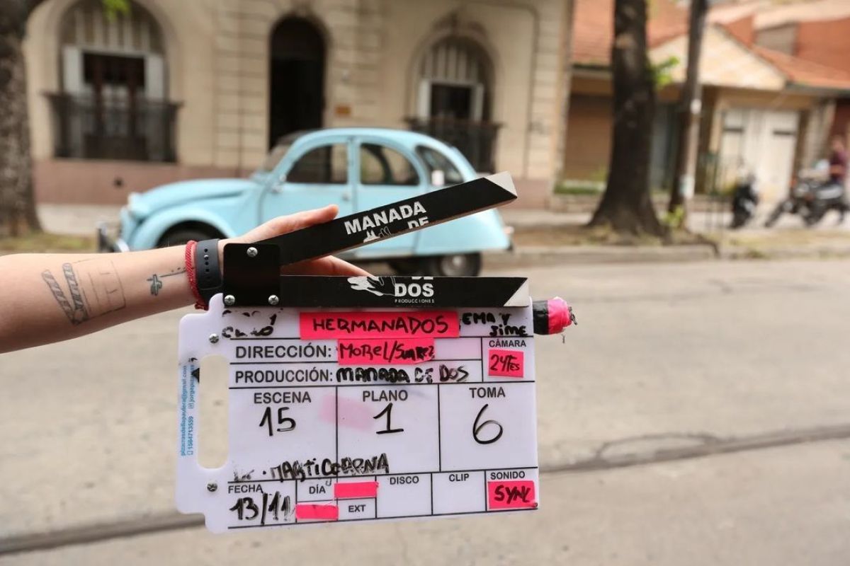 Crítica de "Hermanados": Lazos inesperados y redescubrimientos en una Buenos Aires melancólica